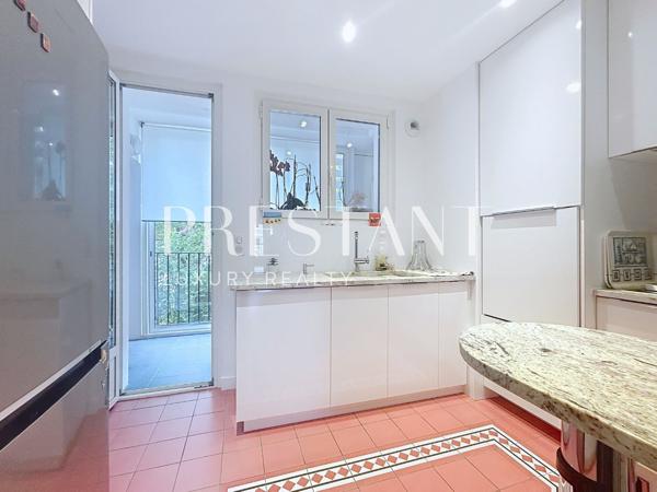 Appartement lumineux de 99 m² avec terrasse et parc arboré, à 15 minutes à pied de la Grande Plage, BIARRITZ