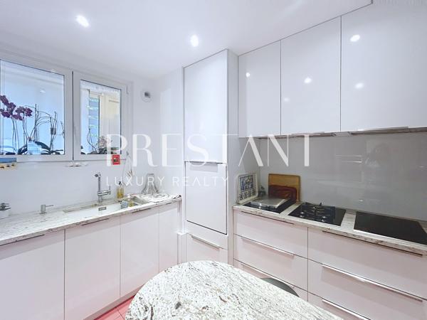 Appartement lumineux de 99 m² avec terrasse et parc arboré, à 15 minutes à pied de la Grande Plage, BIARRITZ