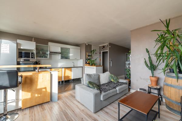 Appartement 3 pièces - 56 m² Exclusivité efficity