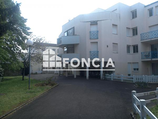 Location Studio 31.87 m² - 25 RUE DE L'AUVERGNE - APPT 105 Niort 79000