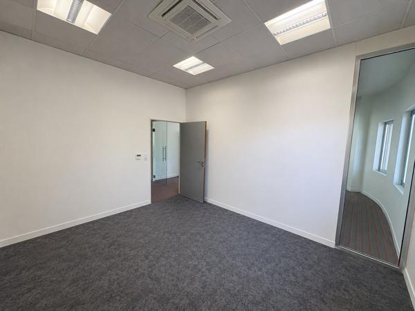 Bureaux à louer Saint Jean de Braye 160 m2 proche tangentielle