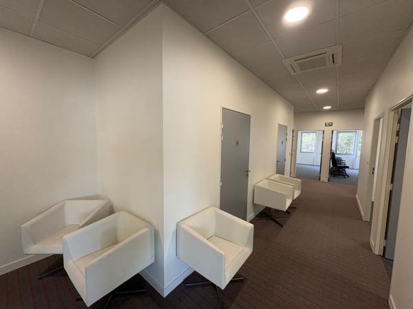 Bureaux à louer Saint Jean de Braye 160 m2 proche tangentielle