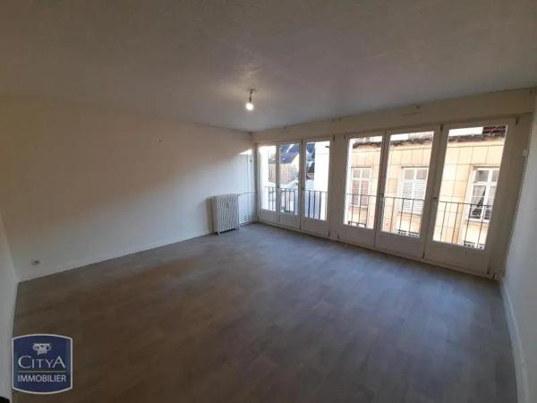 Appartement à louer 5 pièces 86.69m²