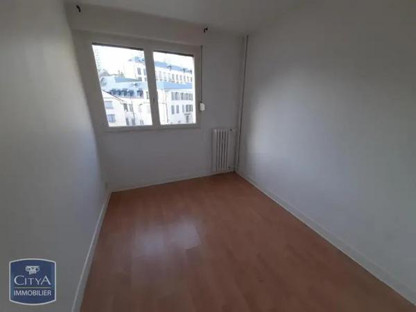 Appartement à louer 5 pièces 86.69m²