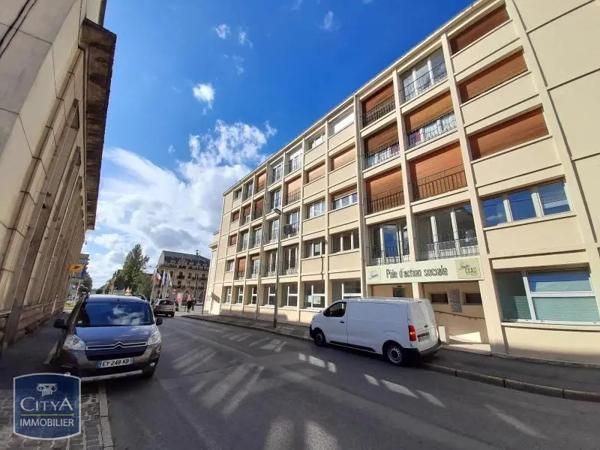 Appartement à louer 5 pièces 86.69m²
