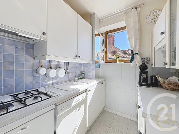 Appartement F5 à vendre  5 pièces - 86,70 m 2   MORET SUR LOING  - 77