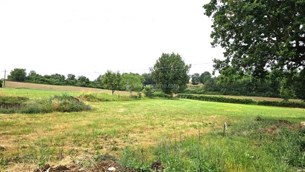 Vente                                                      Propriété
                        
                     5 pièces                      135 m2                     à Puygouzon