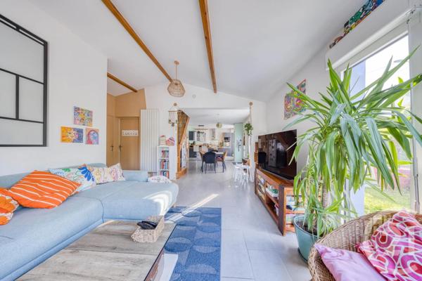 Maison à vendre  4 pièces - 82,10 m 2   VIGNEUX SUR SEINE  - 91
