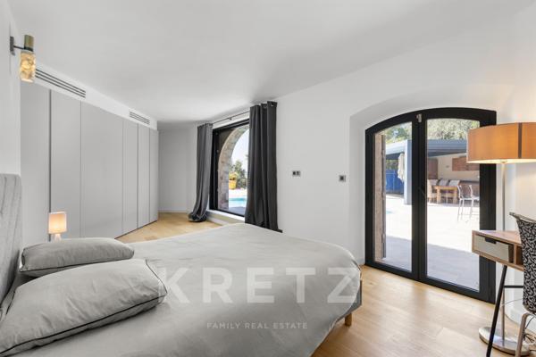 Propriété familiale avec piscine et vue mer à MOUGINS