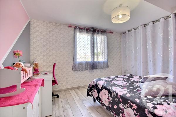 Maison à vendre  4 pièces - 139 m 2   VINEUIL  - 41