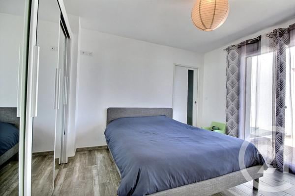 Maison à vendre  4 pièces - 139 m 2   VINEUIL  - 41