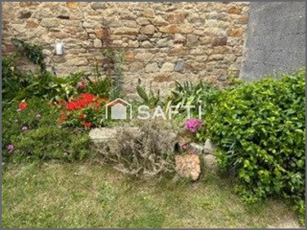 Maison au calme avec jardin, stationnement et potentiel d'extension