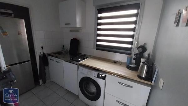 Appartement à louer 2 pièces 46.75m² Douai (59500)