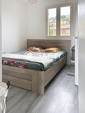 Coup de cœur ! T3 avec terrasse, climatisation et parking privatif à deux pas de la mer !