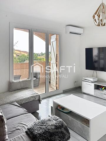 Coup de cœur ! T3 avec terrasse, climatisation et parking privatif à deux pas de la mer !