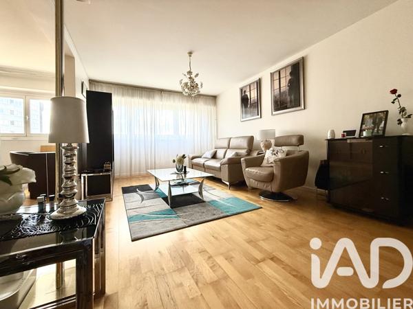 Appartement à vendre 4 pièces 89 m² Courbevoie