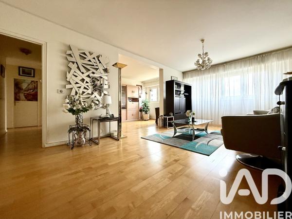 Appartement à vendre 4 pièces 89 m² Courbevoie