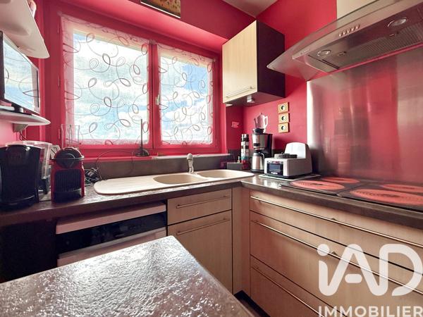 Appartement à vendre 4 pièces 89 m² Courbevoie