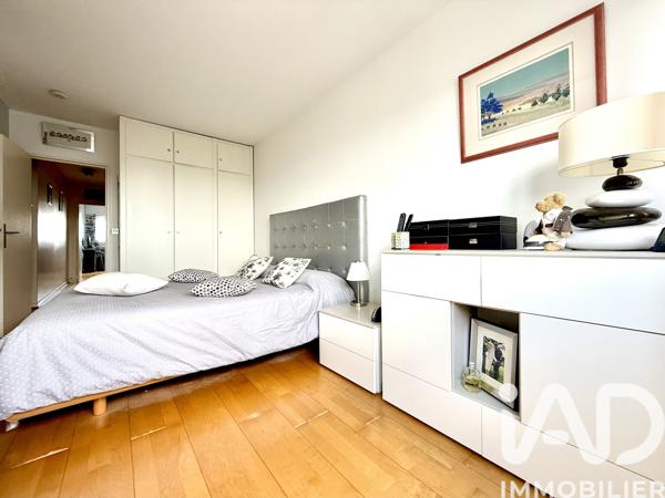 Appartement à vendre 4 pièces 89 m² Courbevoie