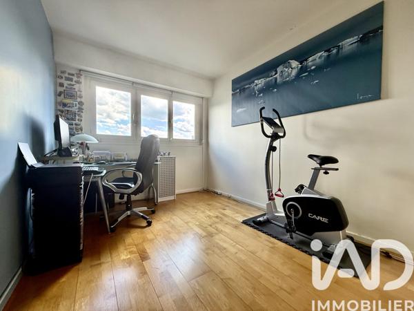 Appartement à vendre 4 pièces 89 m² Courbevoie