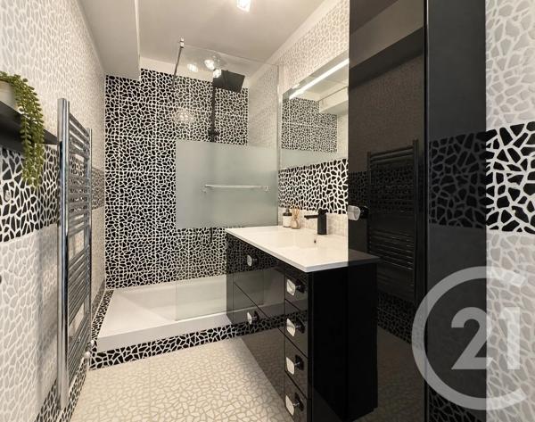 Appartement T4 à vendre  5 pièces - 93,93 m 2   ERAGNY SUR OISE  - 95