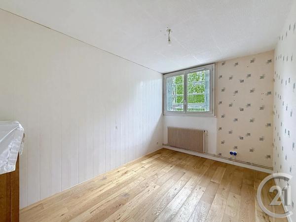 Appartement F4 à vendre  4 pièces - 68,94 m 2   STE GENEVIEVE DES BOIS  - 91