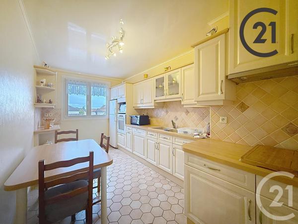 Appartement T4 à vendre  4 pièces - 79 m2 TROYES - 10