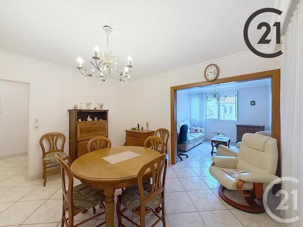 Appartement T4 à vendre  4 pièces - 79 m2 TROYES - 10