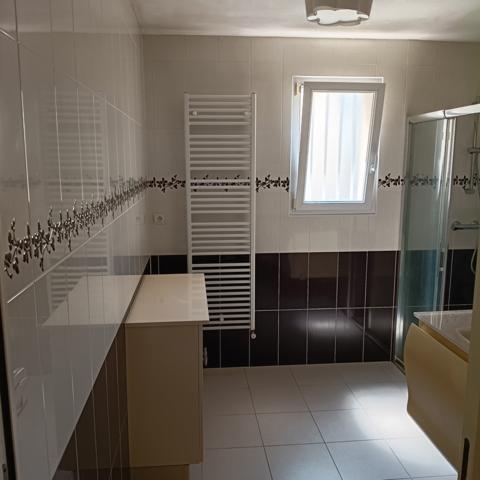 Maison
                                                                                                                                                                                                                                                                                                                        4 pièce(s)                                                                                                                                                                                                          3 chambre(s)                                                                                                                                                                                                          110  m²