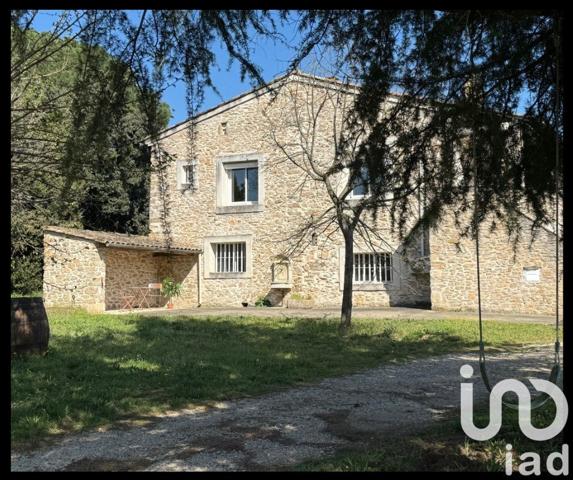 Mas 5 pièces de 155 m² à Bagnols-sur-Cèze (30200)