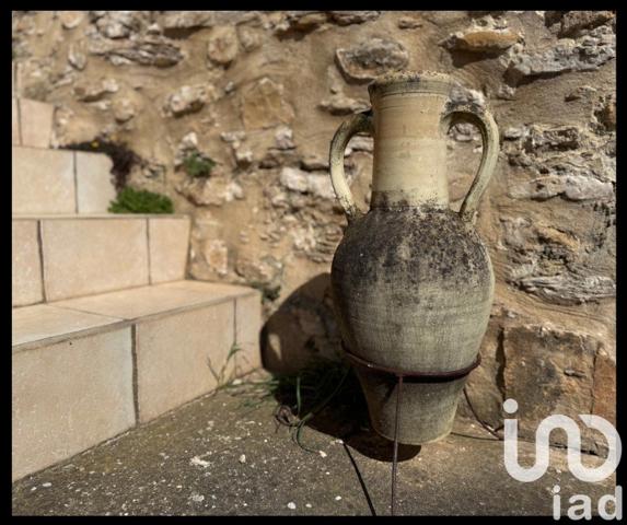 Mas 5 pièces de 155 m² à Bagnols-sur-Cèze (30200)