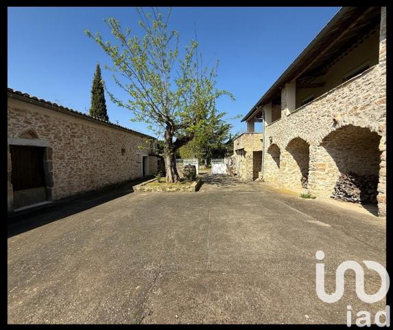 Mas 5 pièces de 155 m² à Bagnols-sur-Cèze (30200)