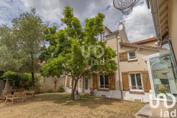 Maison à vendre 7 pièces 195 m² Croissy-sur-Seine