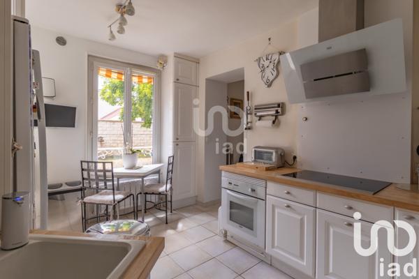 Maison à vendre 7 pièces 195 m² Croissy-sur-Seine
