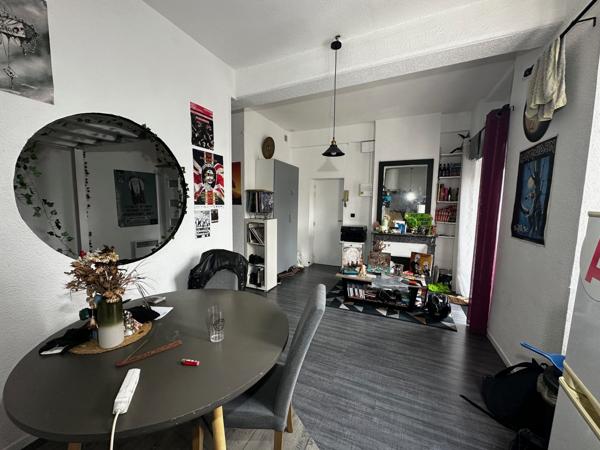 T1 avec balcon à 2 minutes de la Place de Jaude