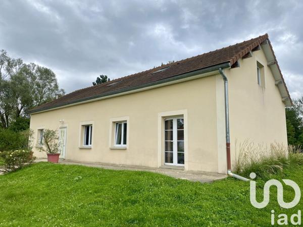 Maison à vendre 11 pièces 250 m² Saint-Just-Sauvage