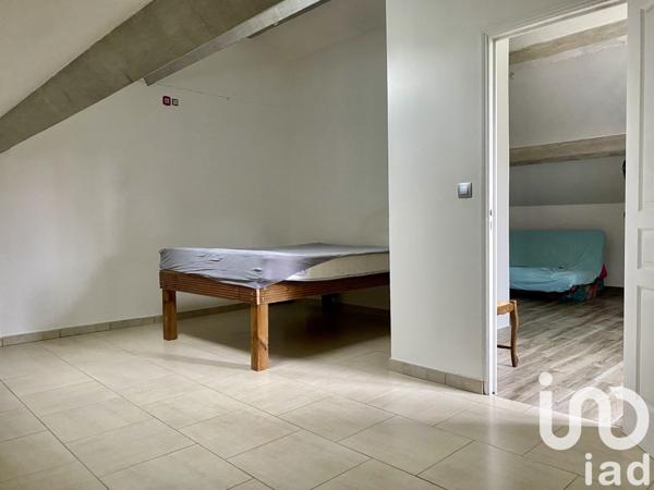 Maison à vendre 11 pièces 250 m² Saint-Just-Sauvage