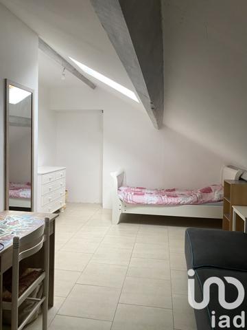 Maison à vendre 11 pièces 250 m² Saint-Just-Sauvage