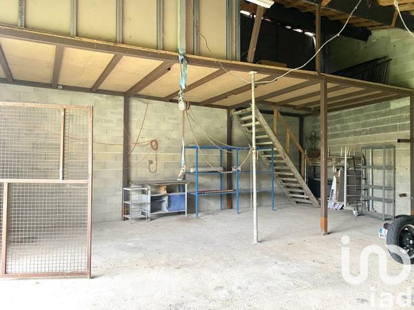 Maison à vendre 11 pièces 250 m² Saint-Just-Sauvage