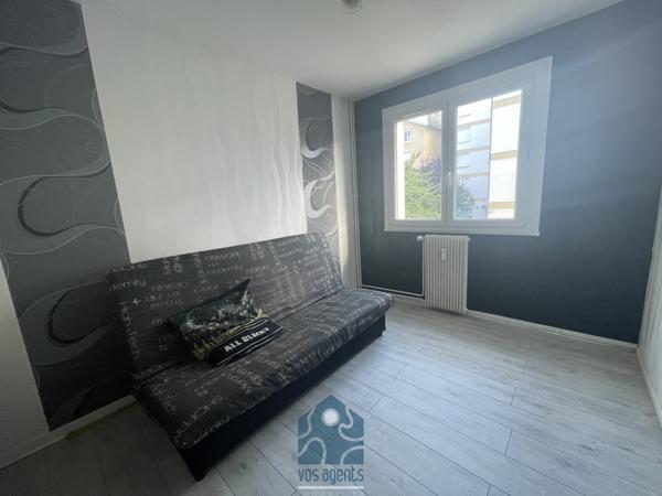 Appartement 4 pièces avec cave et stationnement