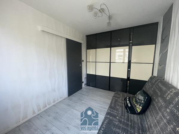 Appartement 4 pièces avec cave et stationnement