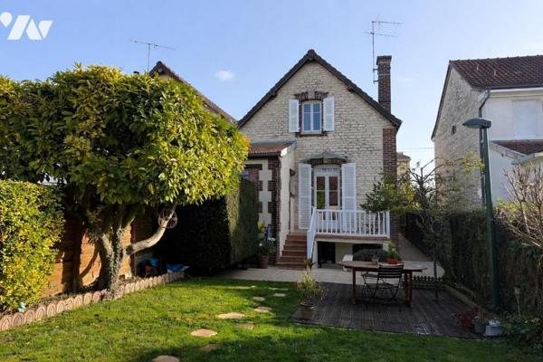 Maison à vendre à Sainte-Savine (10300) - Aube (10)

Maison mitoyenne d'un côté d'une surface...