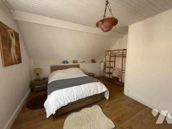 Maison à vendre à Sainte-Savine (10300) - Aube (10)

Maison mitoyenne d'un côté d'une surface...