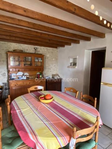 Bunzac - Ensemble immobilier avec gîte et maison principale