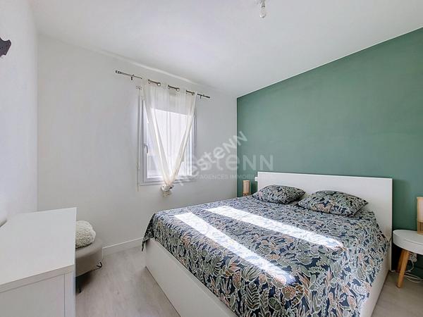 Orvault  : A 3 kms du Bourg, en campagne, maison récente de 2018, état impeccable, belles prestations, 3 chambres, pièce de vie lumineuse, terrasse, petit jardin.