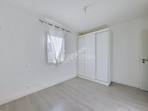 Orvault  : A 3 kms du Bourg, en campagne, maison récente de 2018, état impeccable, belles prestations, 3 chambres, pièce de vie lumineuse, terrasse, petit jardin.