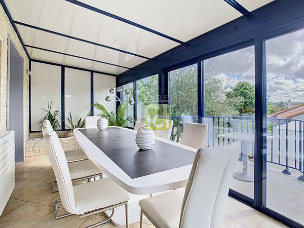 Maison familiale de 125 m² avec piscine chauffée et jardin exotique sans vis-à-vis