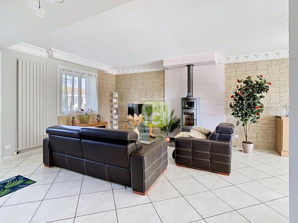Maison familiale de 125 m² avec piscine chauffée et jardin exotique sans vis-à-vis