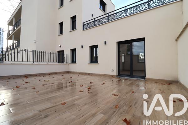 Location appartement 2 pièces 54 m² Troyes