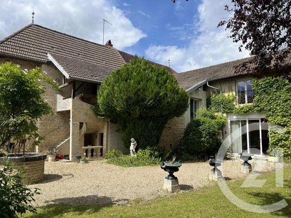 Appartement F4 à vendre  4 pièces - 158 m 2   BEAUNE  - 21